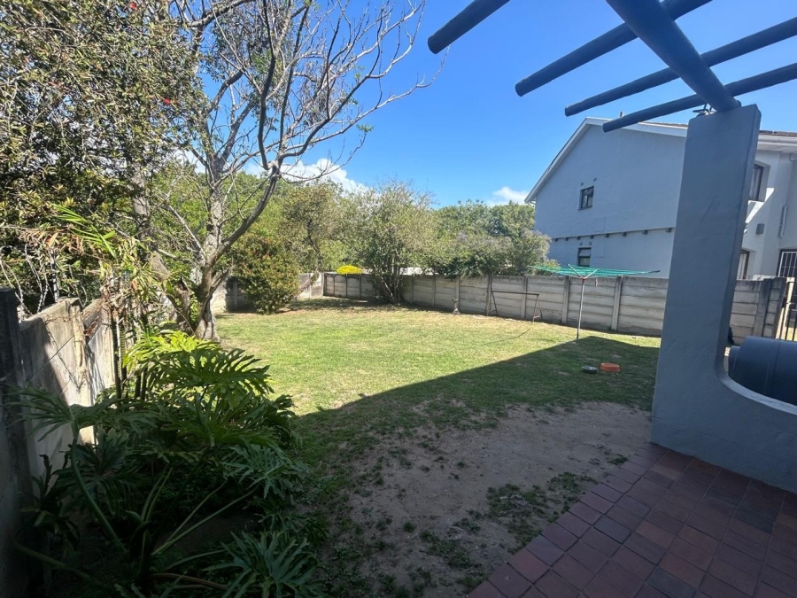 3 Bedroom Property for Sale in Beacon Bay Eastern Cape
